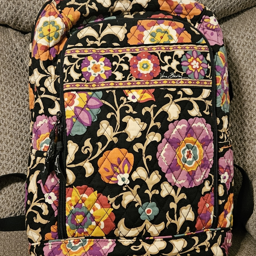 VERA BRADLEY Backpack. XL  W/laptop storage.
